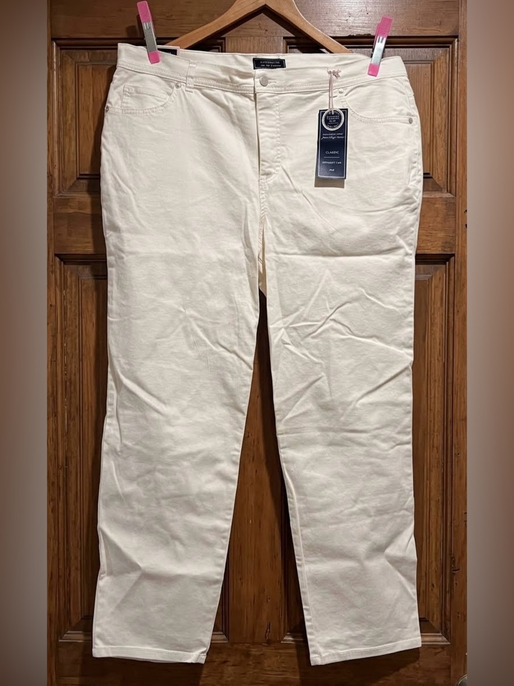 Charter Club Tummy Slimming Cut To Length White Jeans 18W NWT *Call Outs*